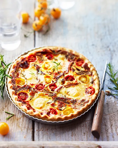 Tarte confit de canard, chèvre et tomates cerises Delpeyrat