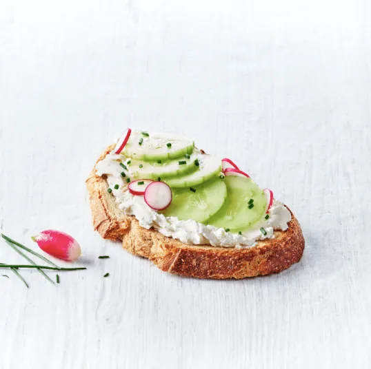 Tartine concombre et fromage Président