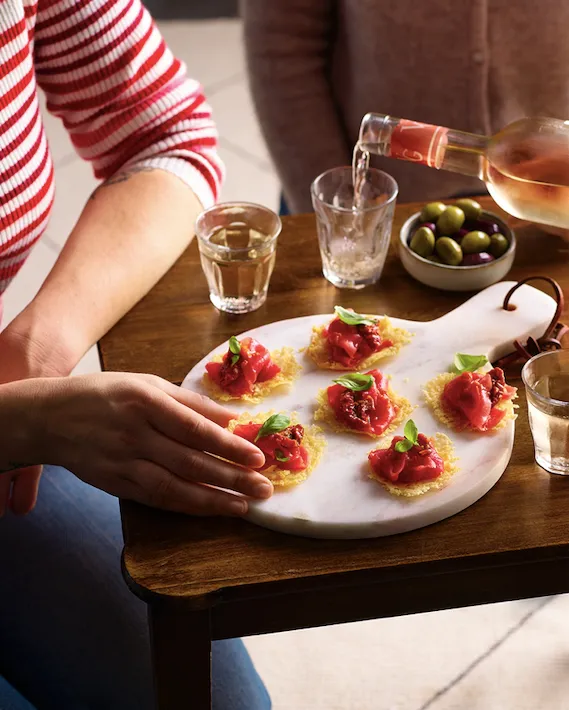 Bouchées croustillantes au parmesan et carpaccio, Bigard
