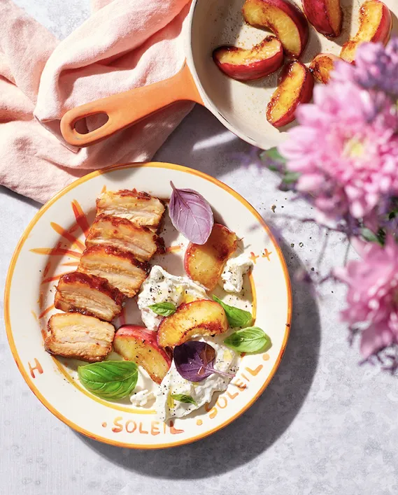Travers de porc, pêches rôties et burrata, Bigard