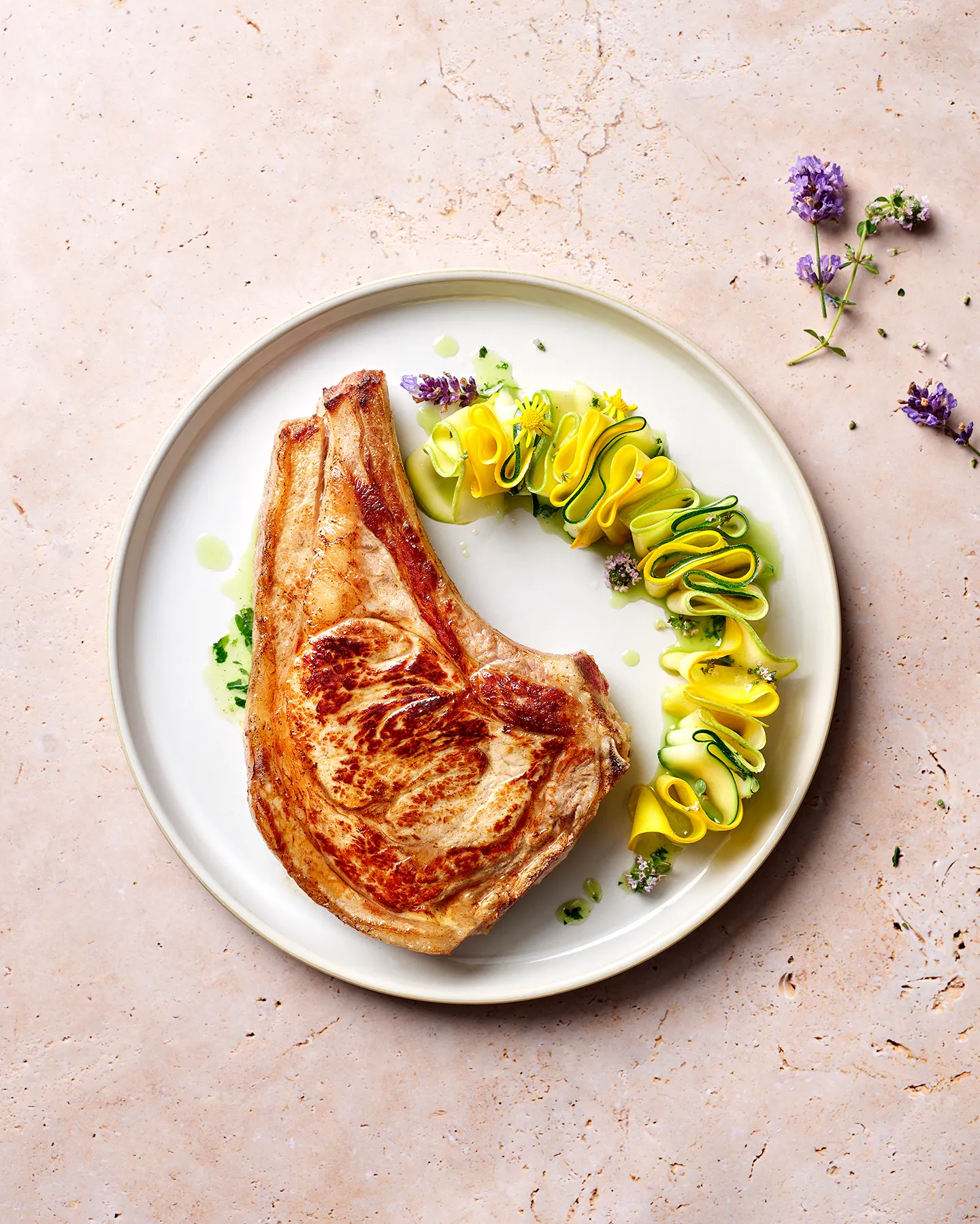 Côte de veau et courgettes, Bigard
