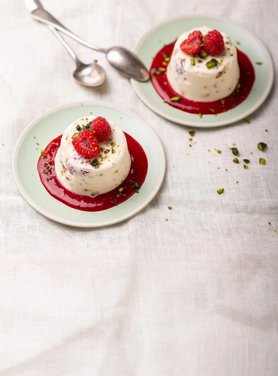 Nougat glacé pistache et framboise, Normands en cuisine